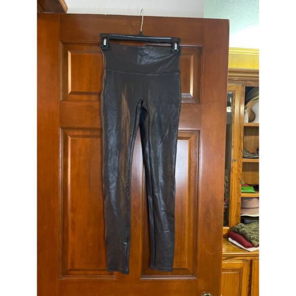 SPANX VEGAN LEATHER LEGGINGS SMALL